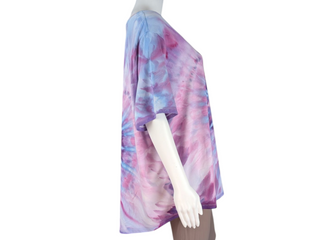 Women's 3XL Tie-dye V-Neck Spiral Top
