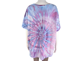 Women's 3XL Tie-dye V-Neck Spiral Top