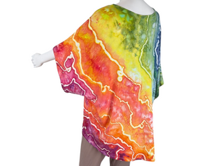 Women's Small Tie-dye Flowy Top
