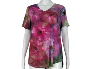 Women's Medium Tie-dye V-Neck Top