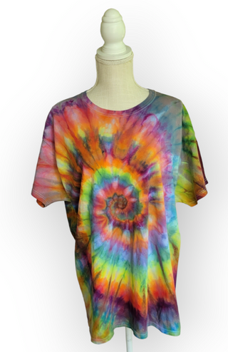 Men's XL Rainbow Spiral T-Shirt