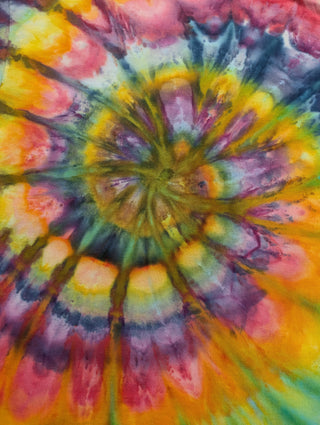 Youth Medium Spiral Tie-dye T-Shirt