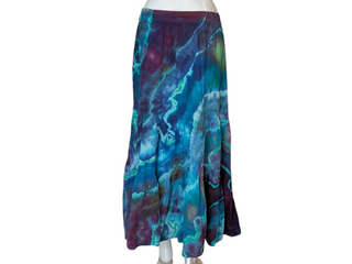 Women's Medium Reverse Tie-dye Flowy Skirt