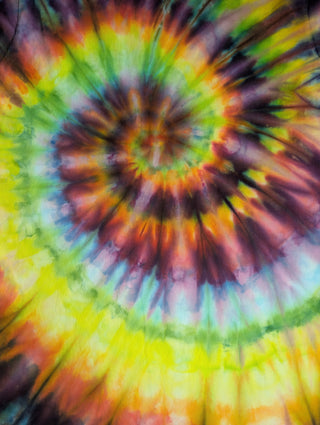 Men's Medium Spiral Tie-dye T-Shirt