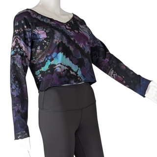 Women's Large Reverse Tie-dye Long-sleeved Crop Top