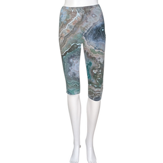 Women's Small Tie-dye Capri Leggings