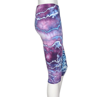 Women's Medium Tie-dye Capri Leggings