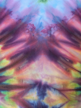 Men's Medium Spiral Tie-dye T-Shirt