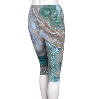 Women's Small Tie-dye Capri Leggings