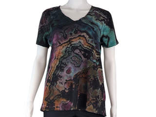 Women's Small Reverse Tie-dye V-Neck T-Shirt