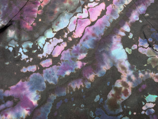 Women's Large Reverse Tie-dye Long-sleeved Crop Top