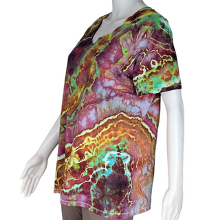 Women's Large Tie-dye V-Neck T-Shirt